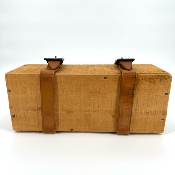 Vintage MaCallan 25 Anniversary Leather Belted Wooden Box - Picture 9 of 10